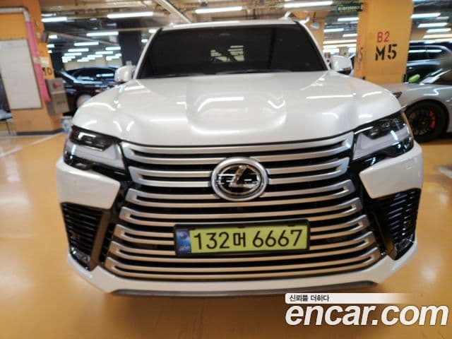 Lexus LX 4th Gen 1
