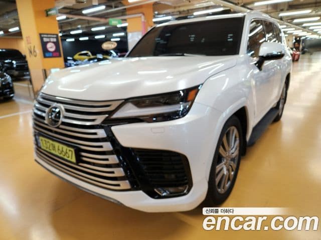 Lexus LX 4th Gen 2