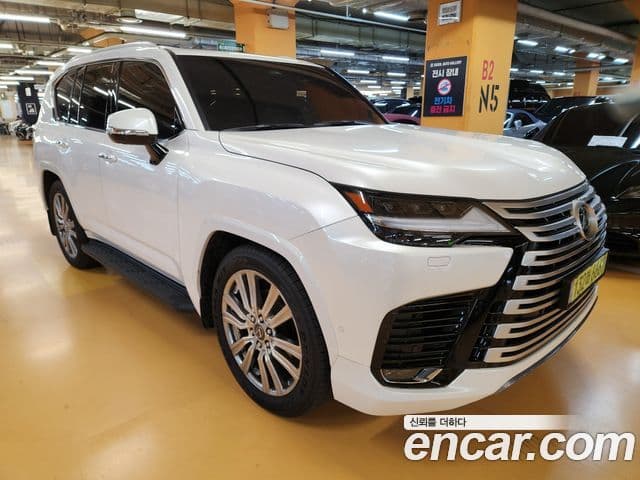 Lexus LX 4th Gen 3
