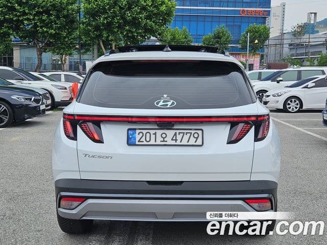 Hyundai The New Tucson Hybrid (NX4) 2
