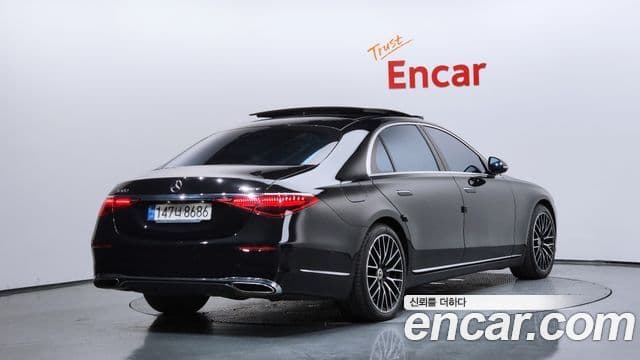 Mercedes-Benz S-Class W223 2