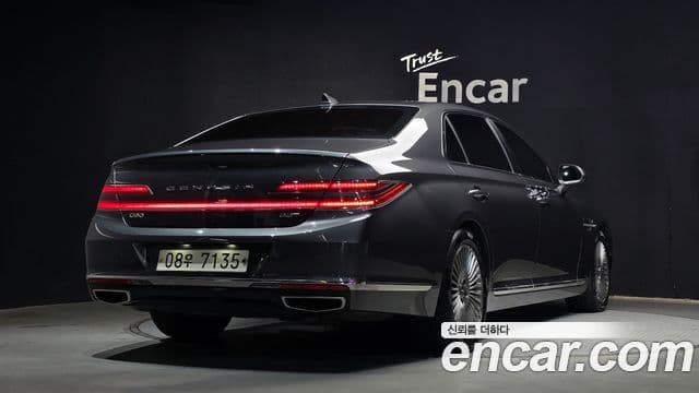 Genesis G90 2