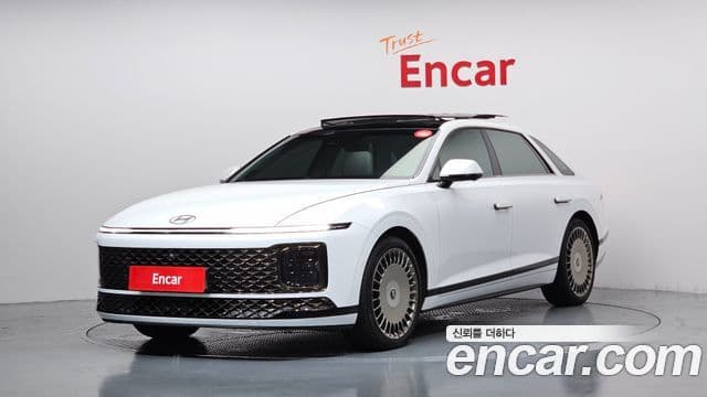 Hyundai Grandeur Hybrid (GN7) 1