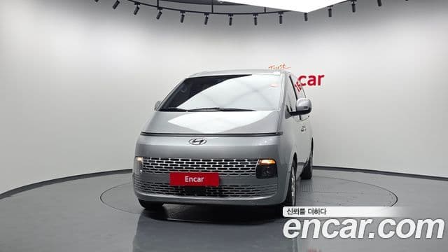 Hyundai Staria 3