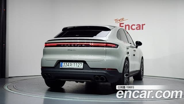 Porsche Cayenne (PO536) 4