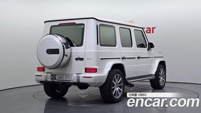 Mercedes-Benz G-Class W463b 2