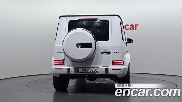 Mercedes-Benz G-Class W463b 4