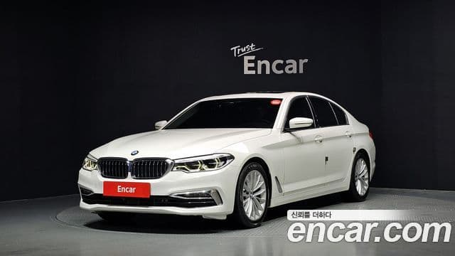 BMW 5 Series (G30)