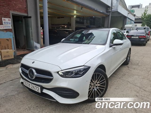 Mercedes-Benz C-Class W206 1