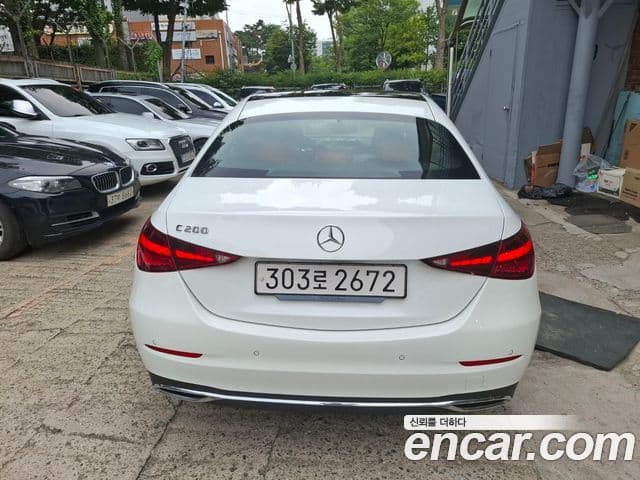 Mercedes-Benz C-Class W206 4