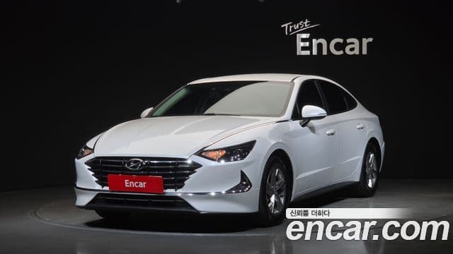 Hyundai Sonata (DN8) 1
