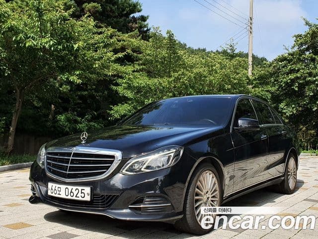 Mercedes-Benz E-Class W212