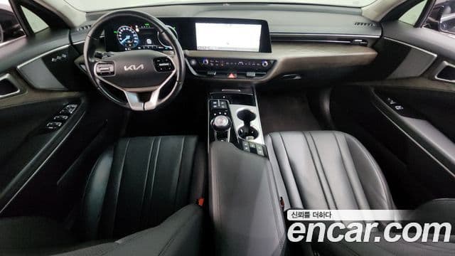 Kia K8 Hybrid 4