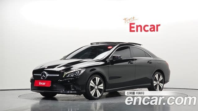 Mercedes-Benz CLA-Class C117 1