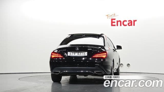 Mercedes-Benz CLA-Class C117 4