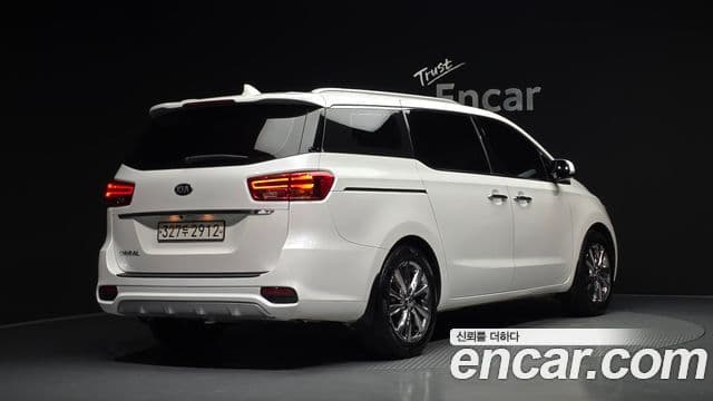Kia The New Carnival 2