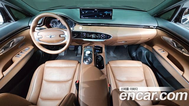 Genesis GV70 4
