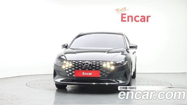 Hyundai The New Grandeur IG Hybrid 3