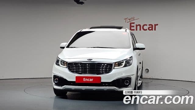 Kia All New Carnival 3