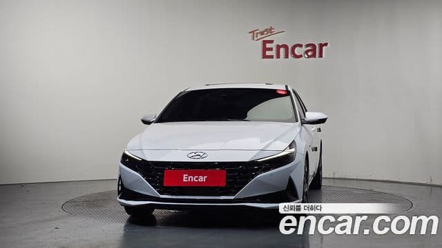 Hyundai Avante Hybrid (CN7) 3