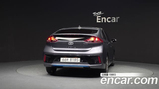 Hyundai Ioniq Hybrid 4