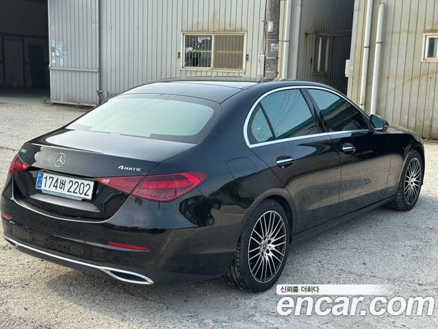 Mercedes-Benz C-Class W206 2