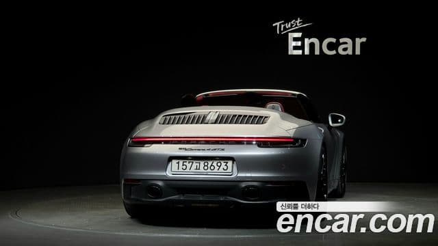 Porsche 911 (992) 3