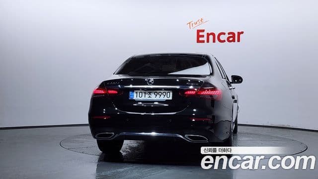 Mercedes-Benz E-Class W213 3