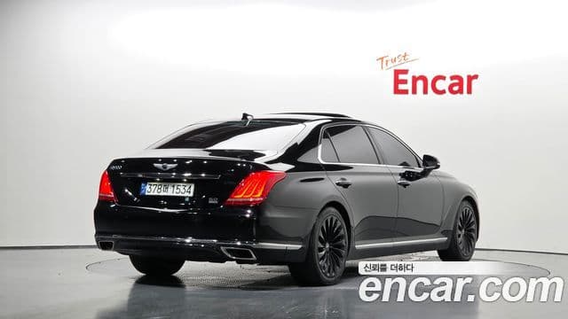 Genesis EQ900 2