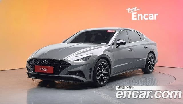 Hyundai Sonata (DN8) 1