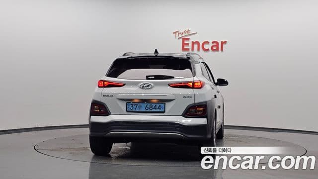 Hyundai Kona 일렉트릭 3