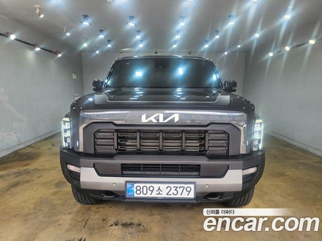 Kia Tasman 2
