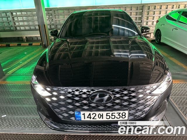 Hyundai The New Grandeur IG 2