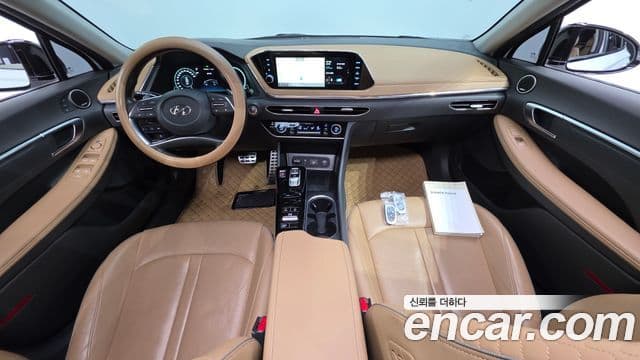 Hyundai Sonata Hybrid (DN8) 4