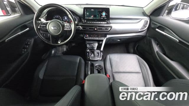 Kia Seltos 4