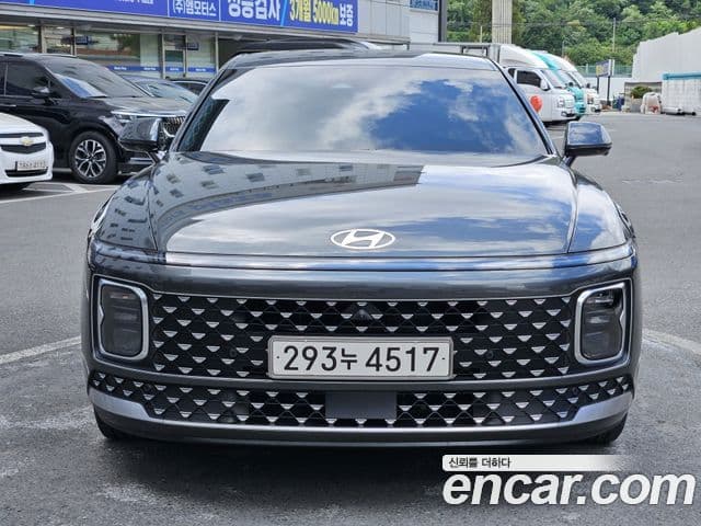 Hyundai Grandeur Hybrid (GN7) 1