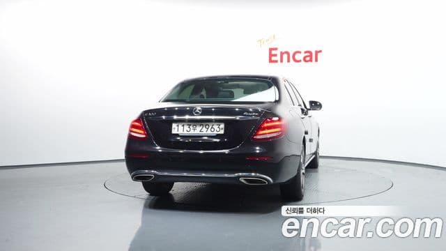 Mercedes-Benz E-Class W213 3