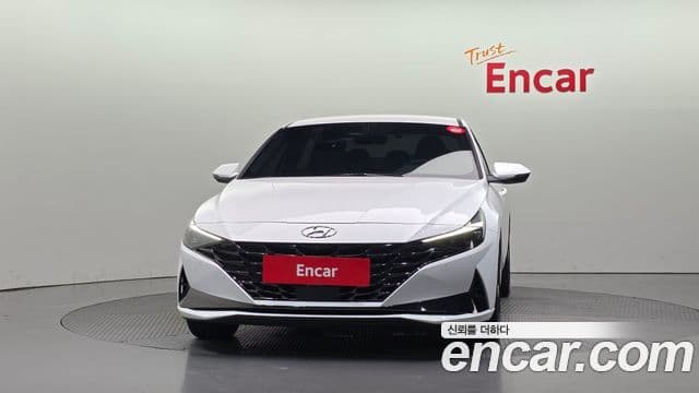 Hyundai Avante (CN7) 2