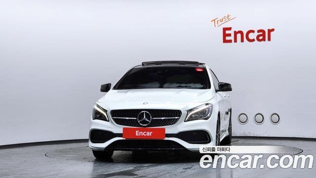 Mercedes-Benz CLA-Class C117 3