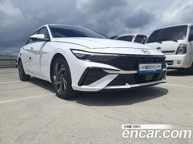 Hyundai The New Avante Hybrid (CN7) 3
