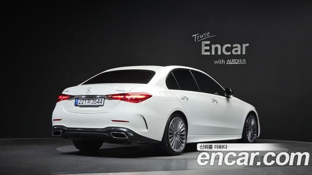 Mercedes-Benz C-Class W206 2