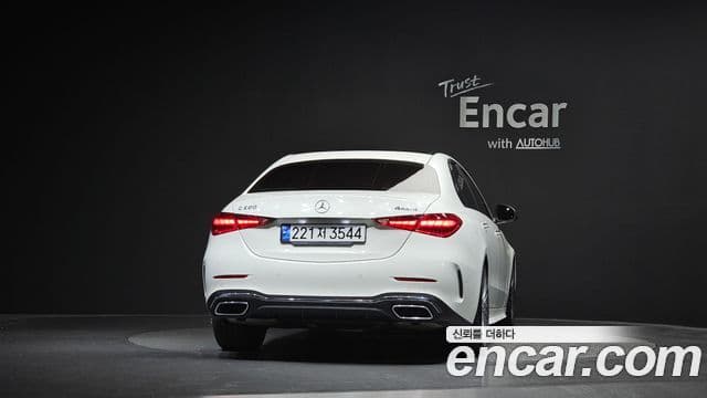 Mercedes-Benz C-Class W206 4