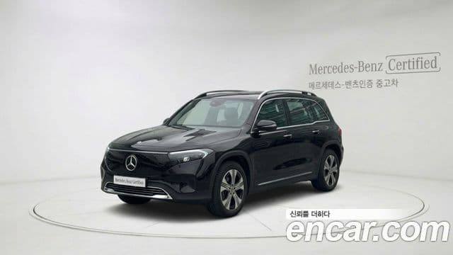 Mercedes-Benz EQB X243