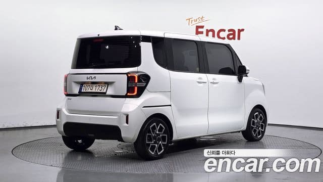 Kia The New Kia Ray 2