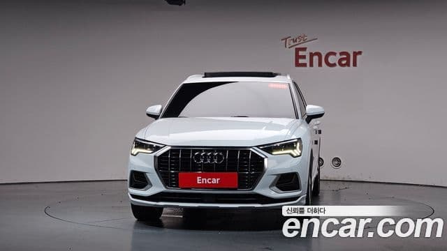 Audi Q3 (F3) 2