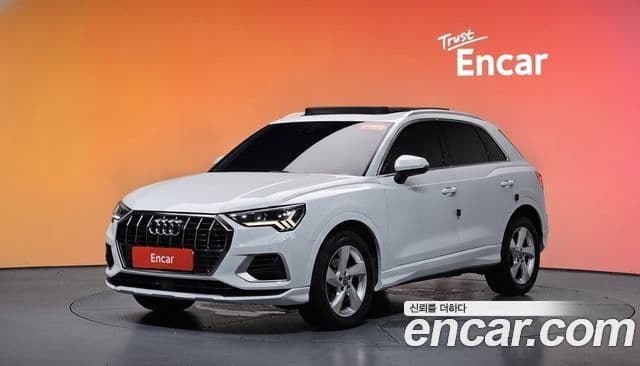 Audi Q3 (F3)