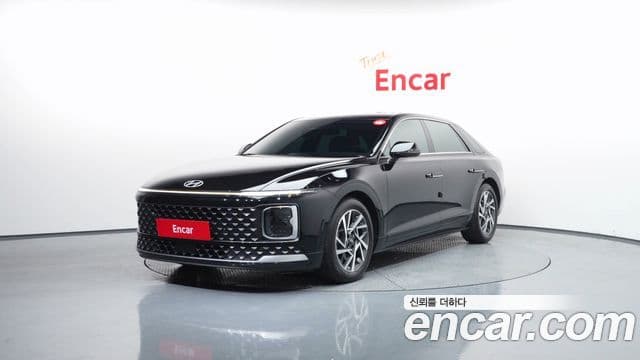 Hyundai Grandeur (GN7) 1