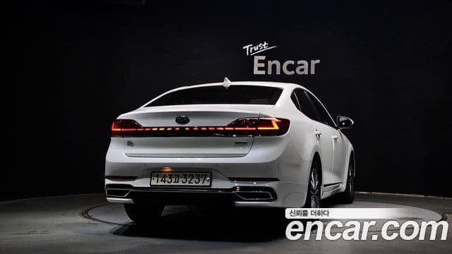 Kia K7 Premier Hybrid 3