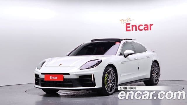 Porsche Panamera (976) 1