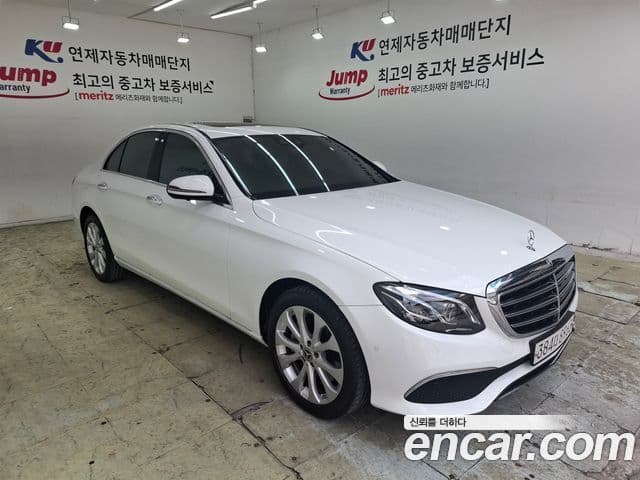 Mercedes-Benz E-Class W213 3